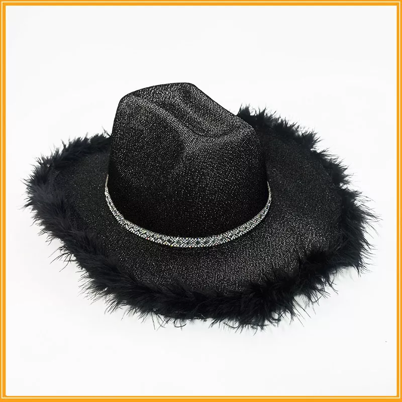 Glanzende cowboyhoed met veren diamanten accessoires